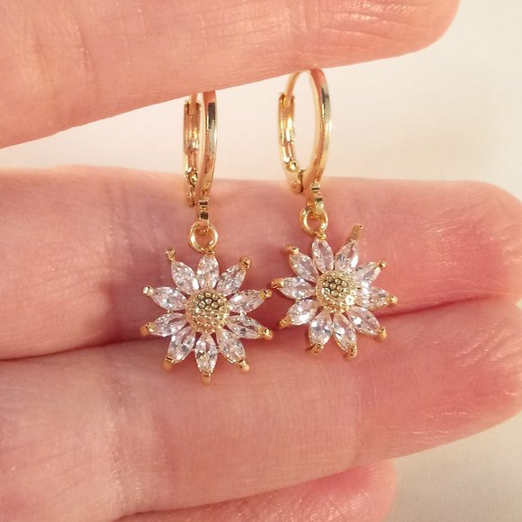 18K Yellow Gold Filled Diamond Zircon Sunflower Dangle Earrings Women Party Gift - Picture 4 of 4